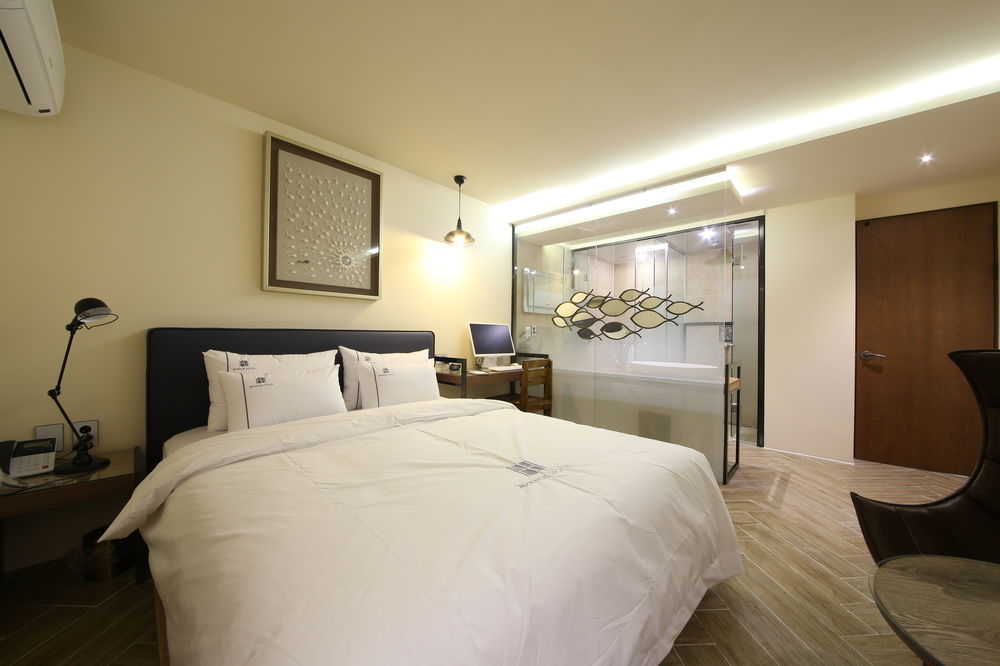 Avenue Hotel Jeonju Eksteriør bilde